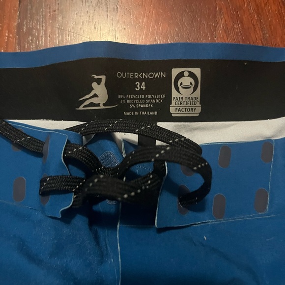 Outerknown APEX board shorts - Picture 2 of 2